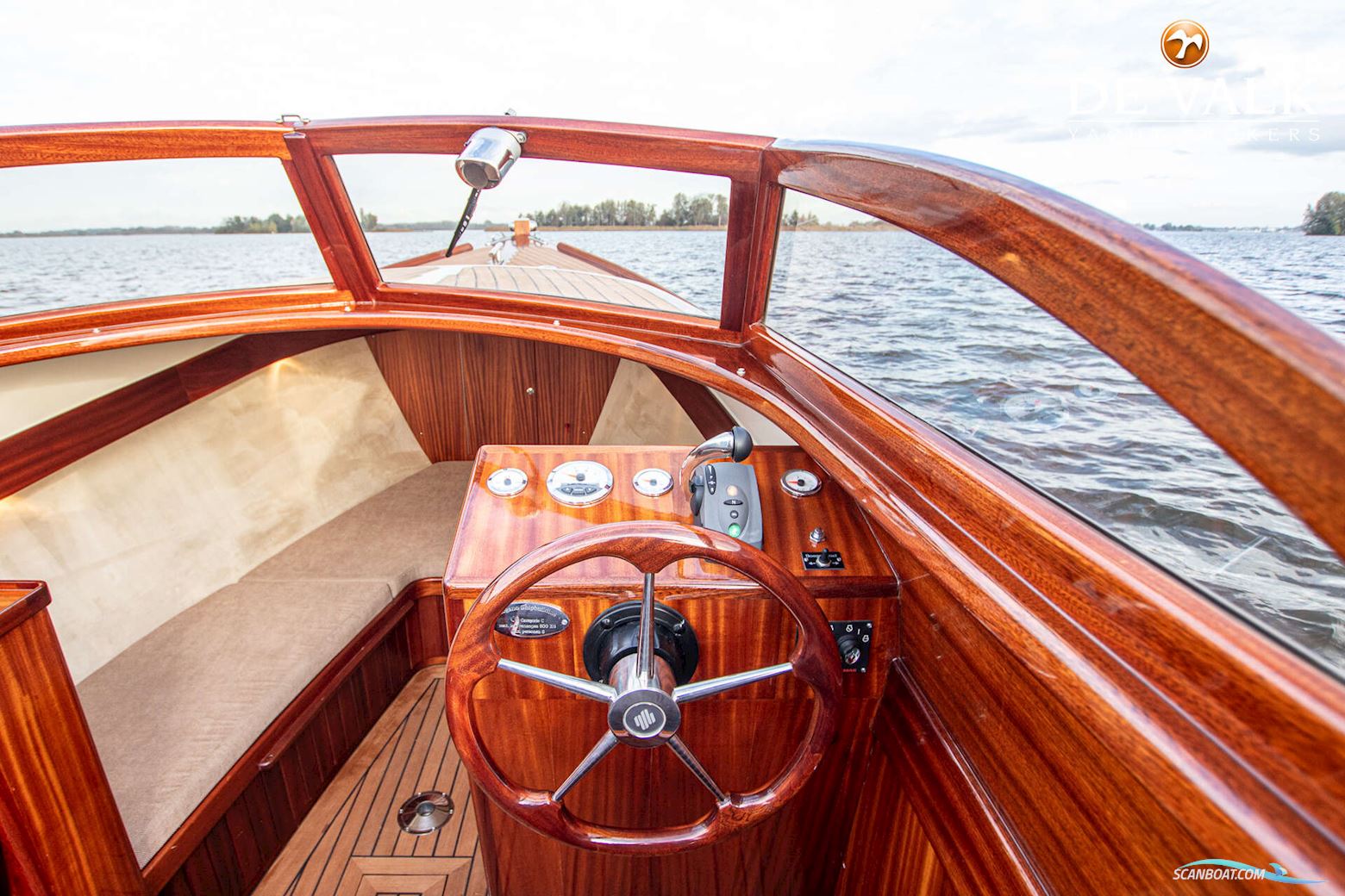 BRANDARIS Barkas 900 Suite