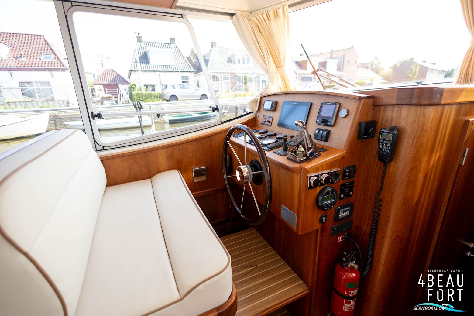 Brandsma Luna 37
