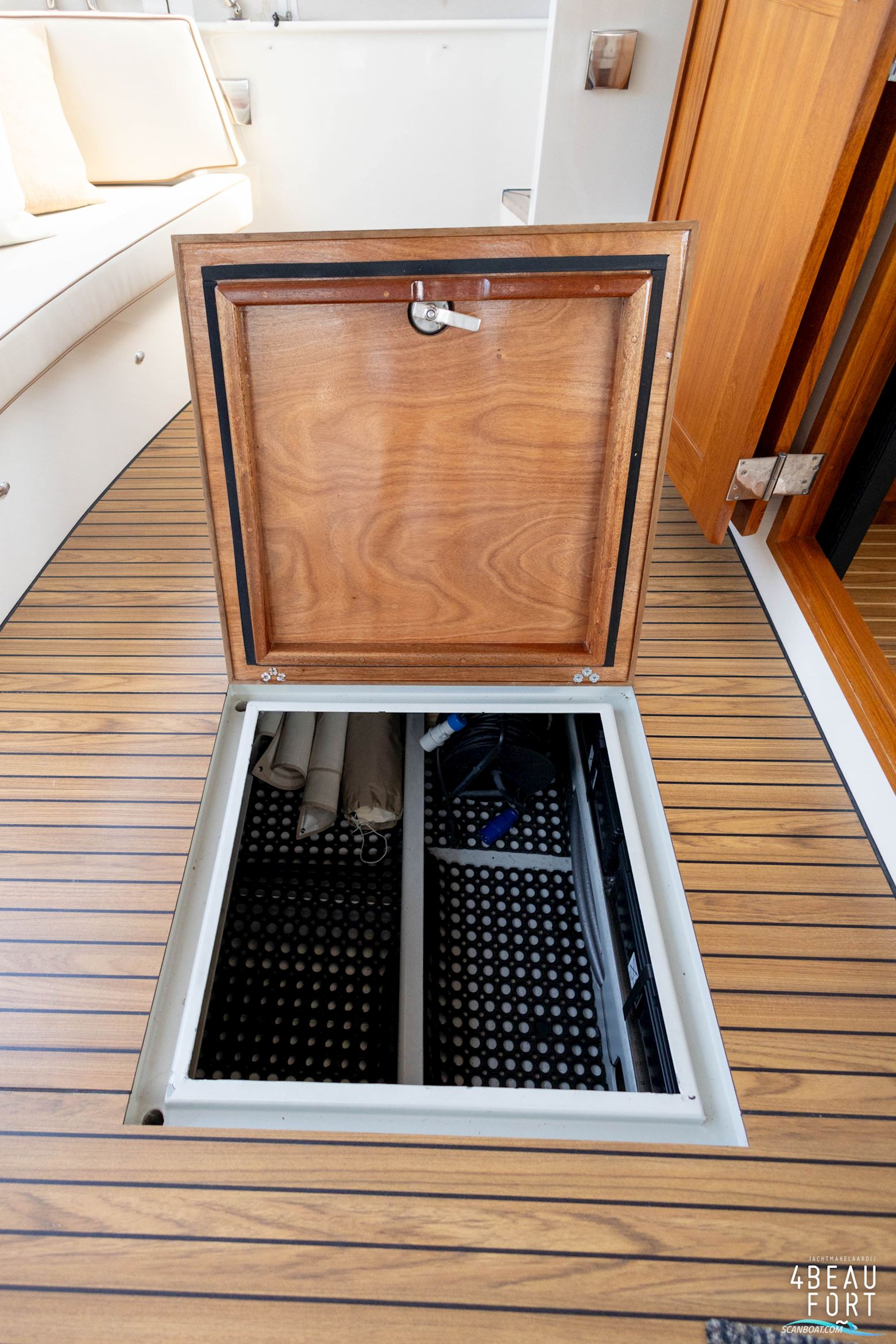 Brandsma Luna 37