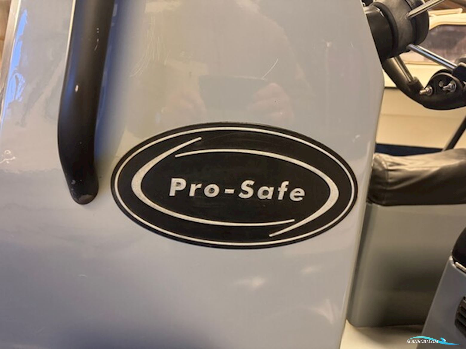 BRIG 610 Navigator Hypalon RIB med F150 Mercury-EFI SeaPro 3,0L.