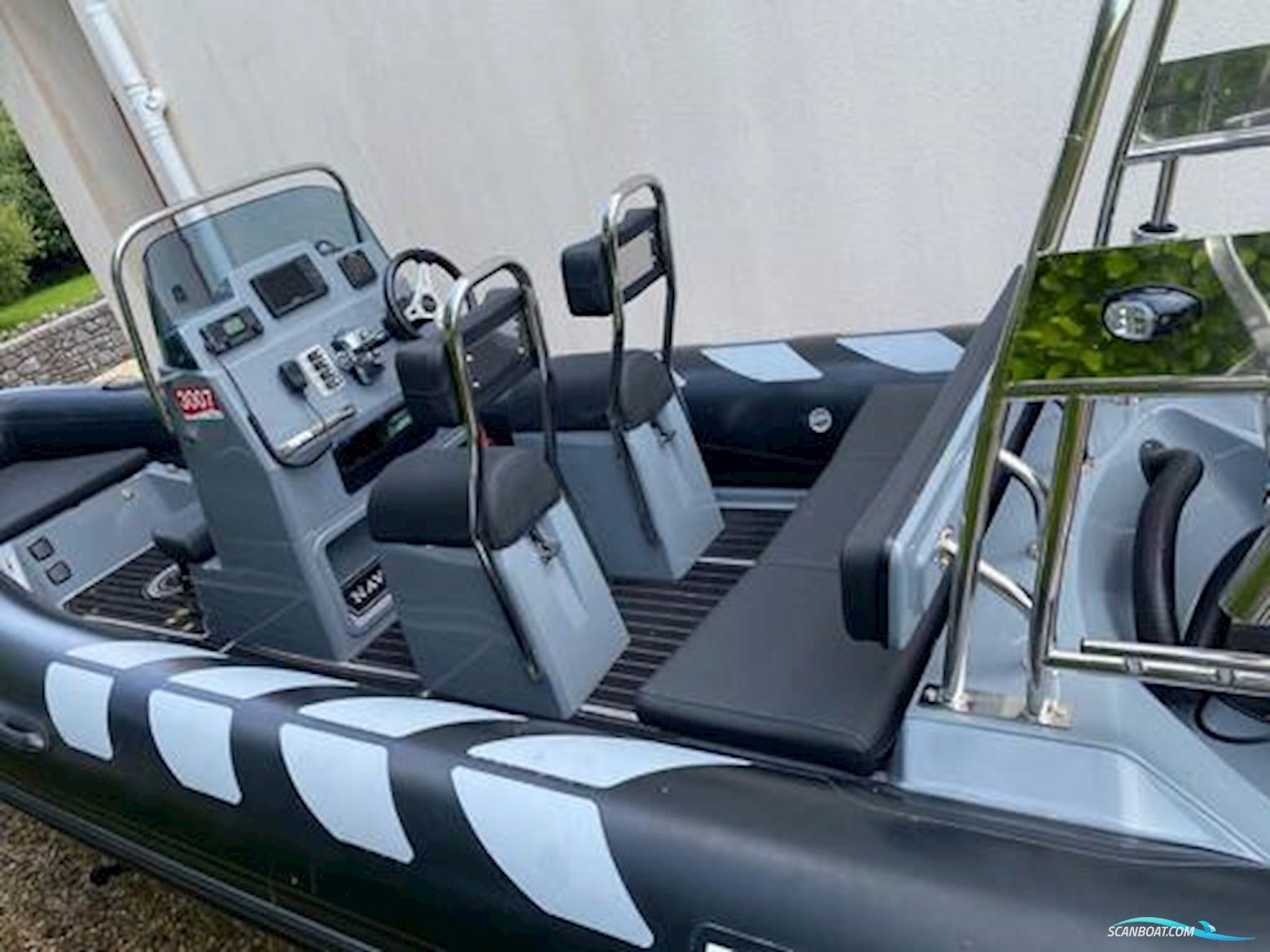 BRIG RIBs Navigator 610