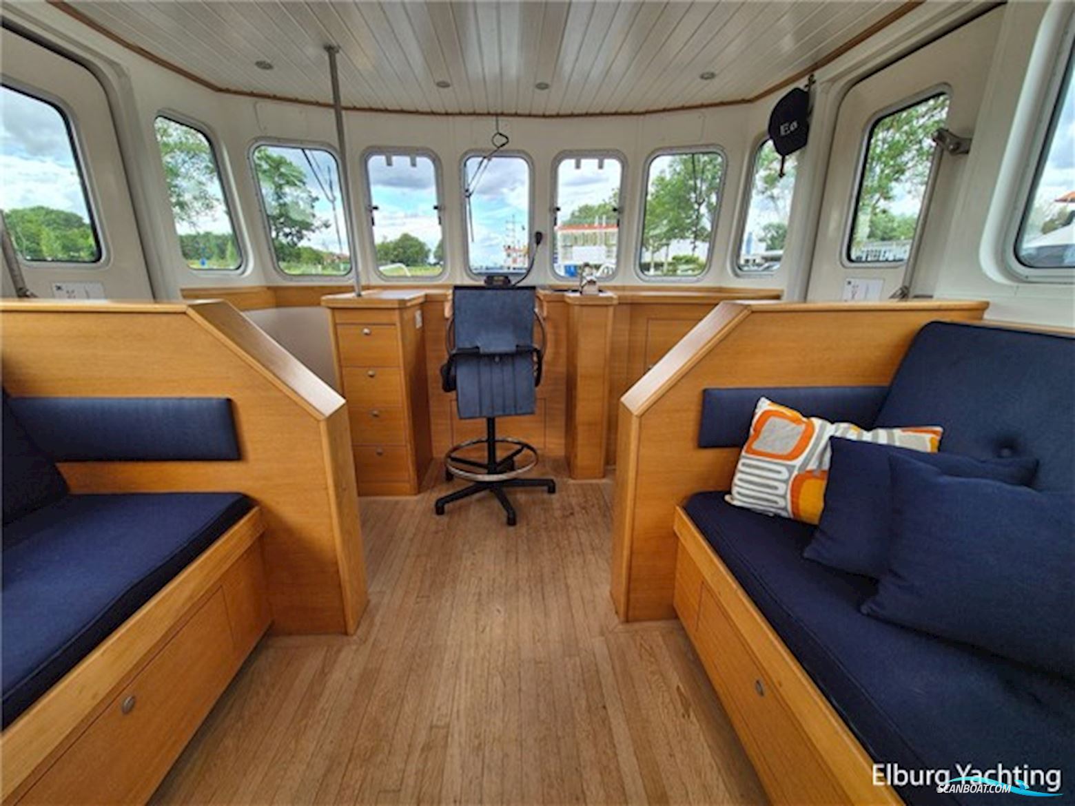 Bronsveen Spitsgatkotter 14.98