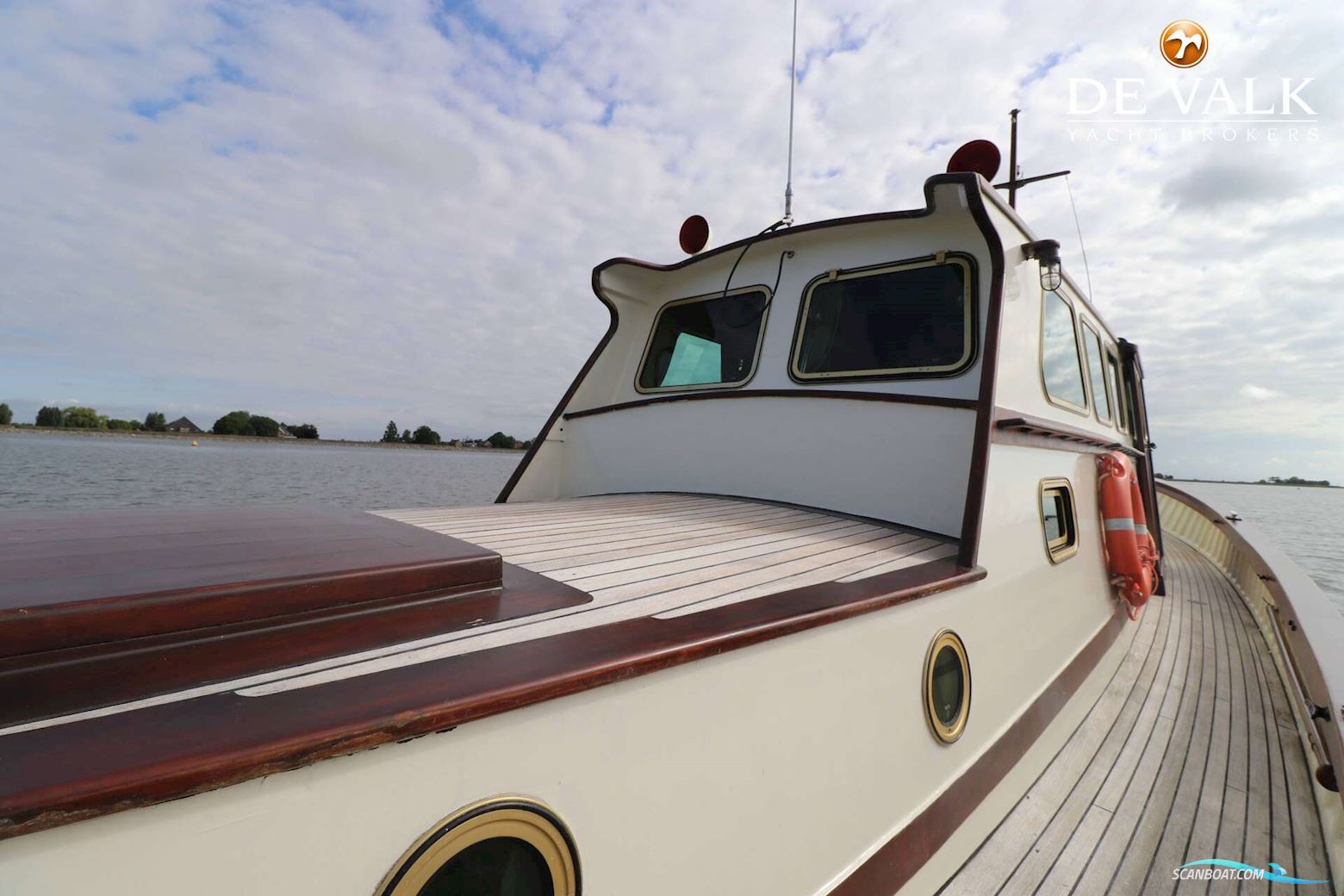 Brooke Marine Motor Yacht