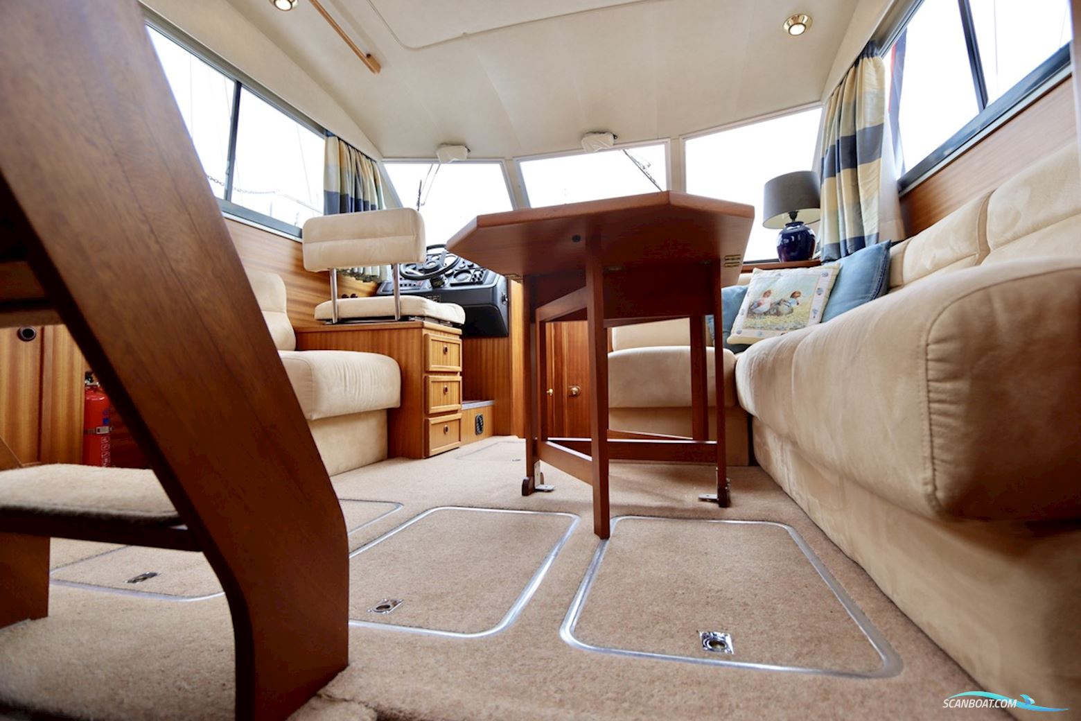 Broom 33
