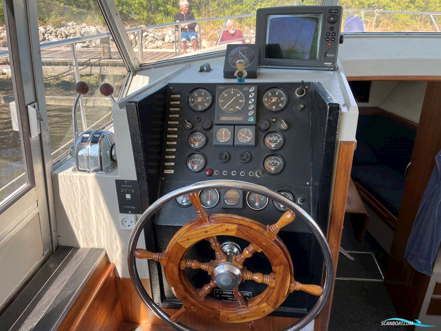 Broom 35 European
