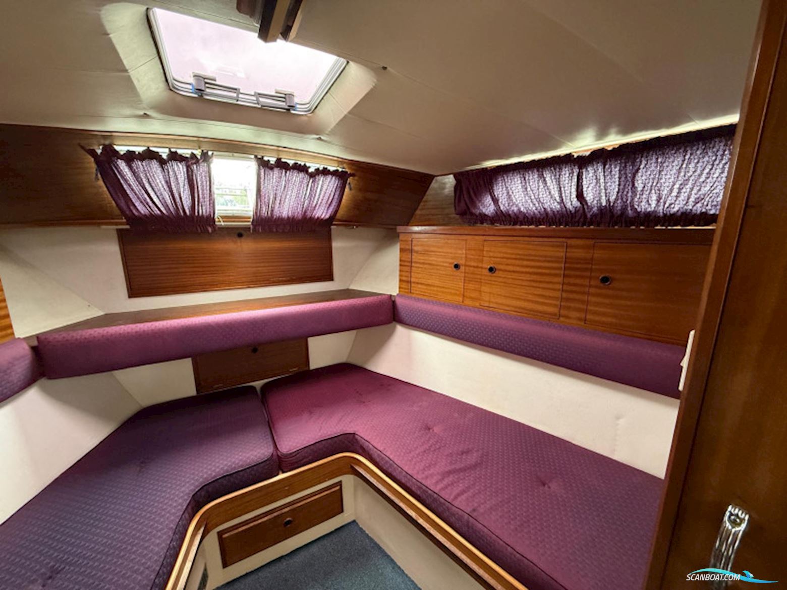 Broom 35