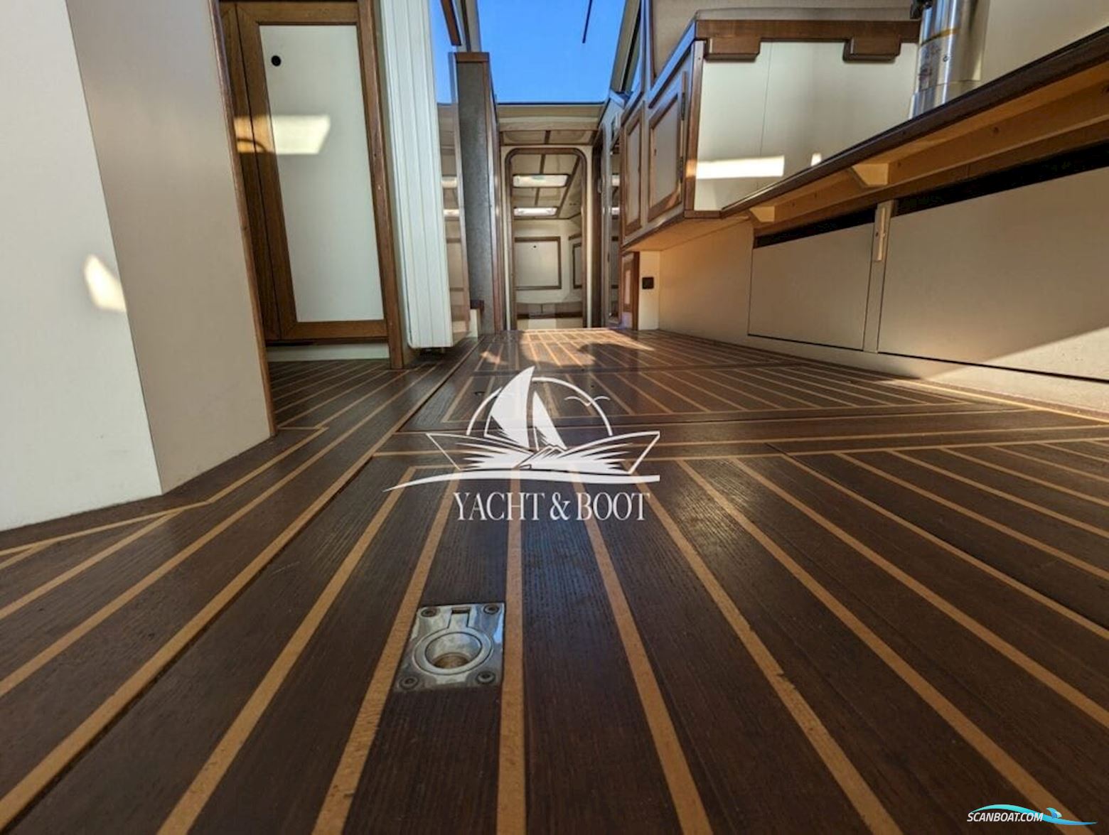 Bruce Roberts Europe 1200