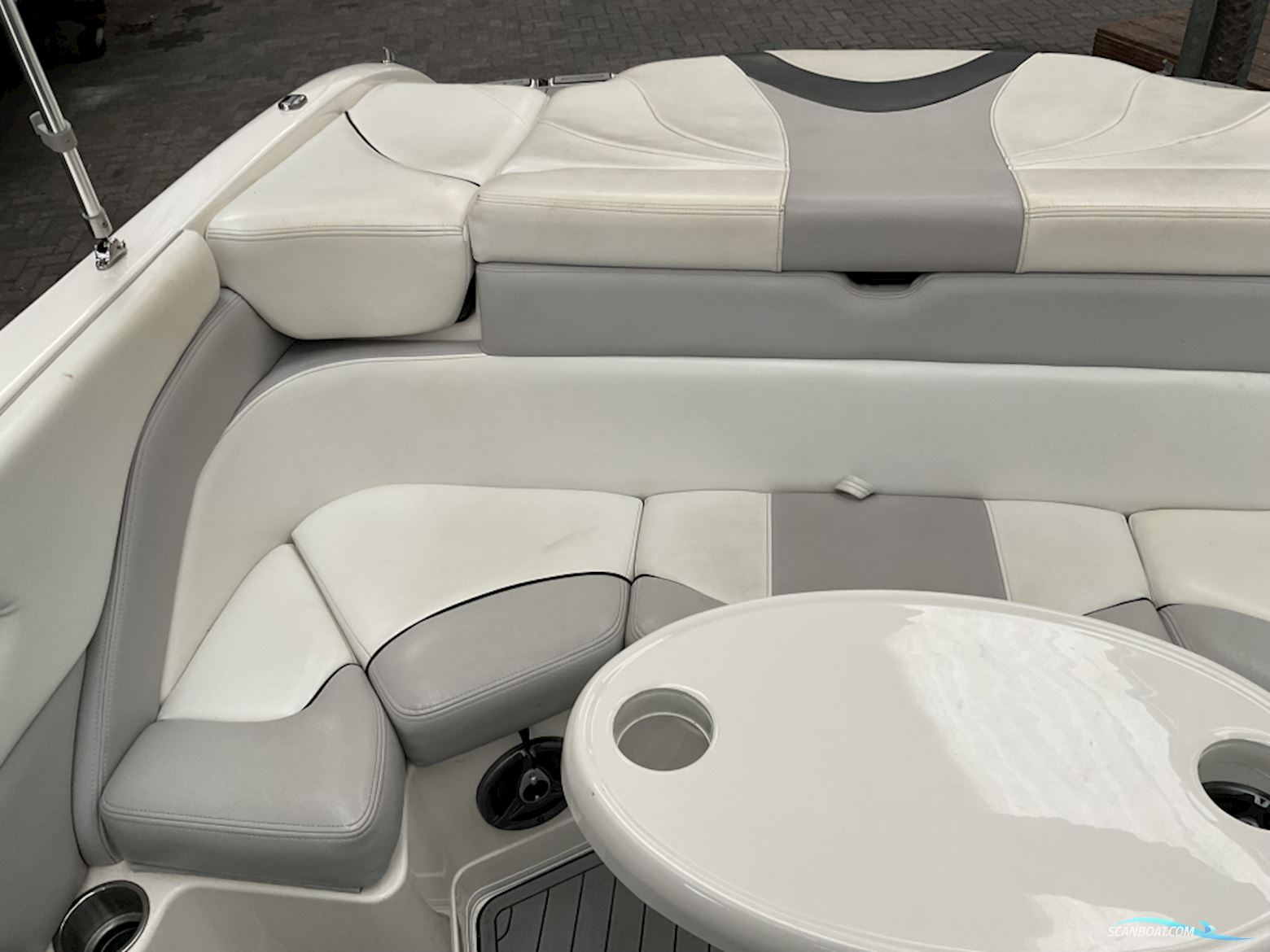 Bryant 246 Bowrider