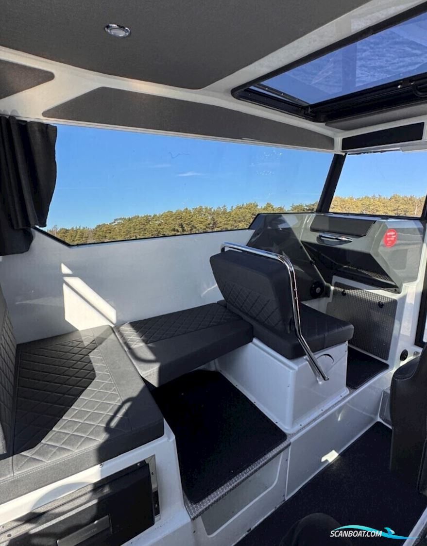 Buster Magnum Cabin / Yamaha 225HK / 2022