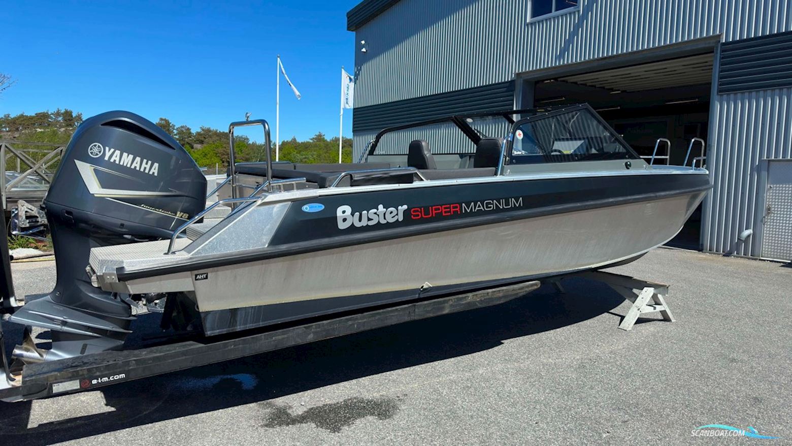 Buster Supermagnum