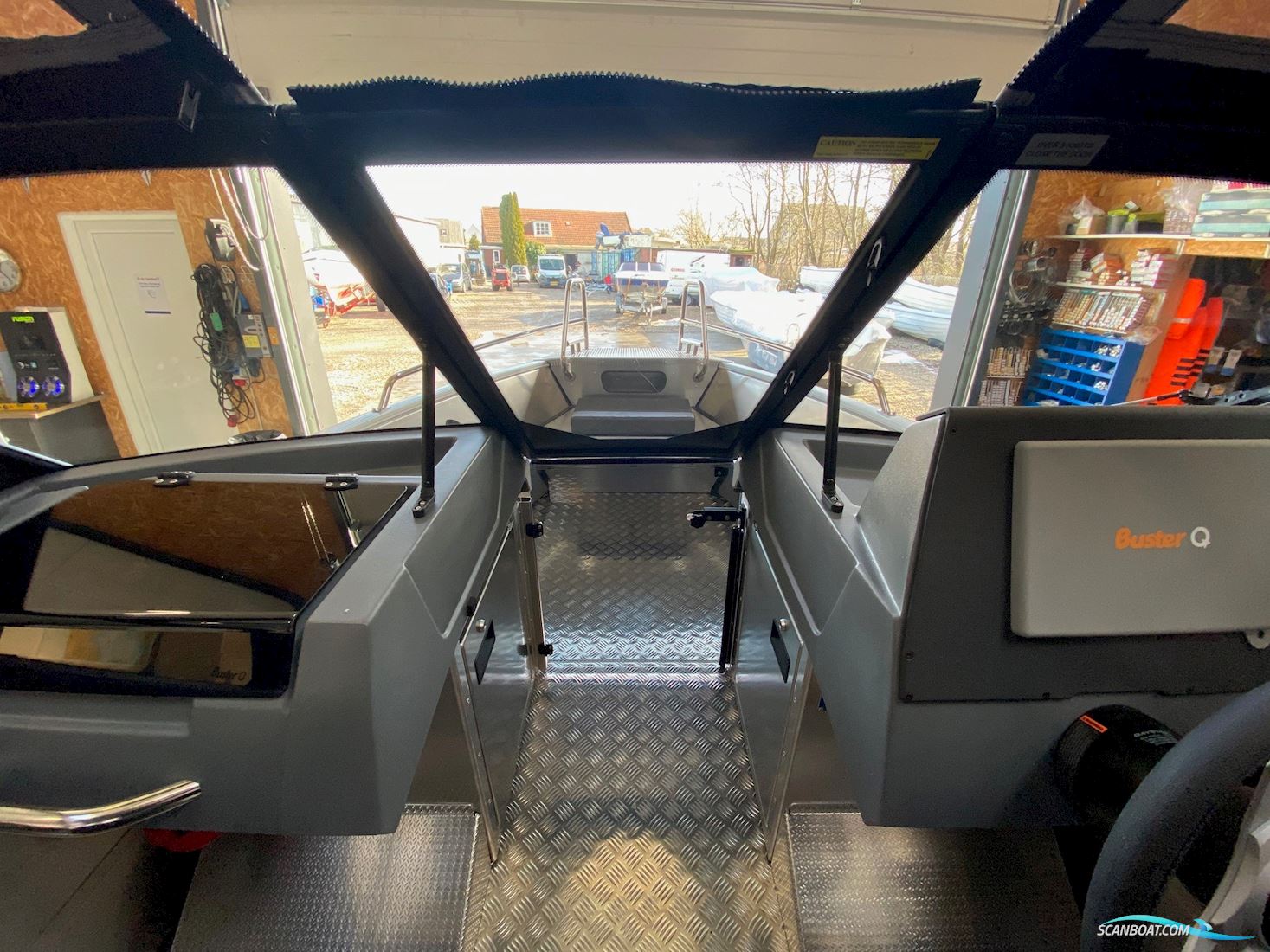 Buster XL m. F100 Motor