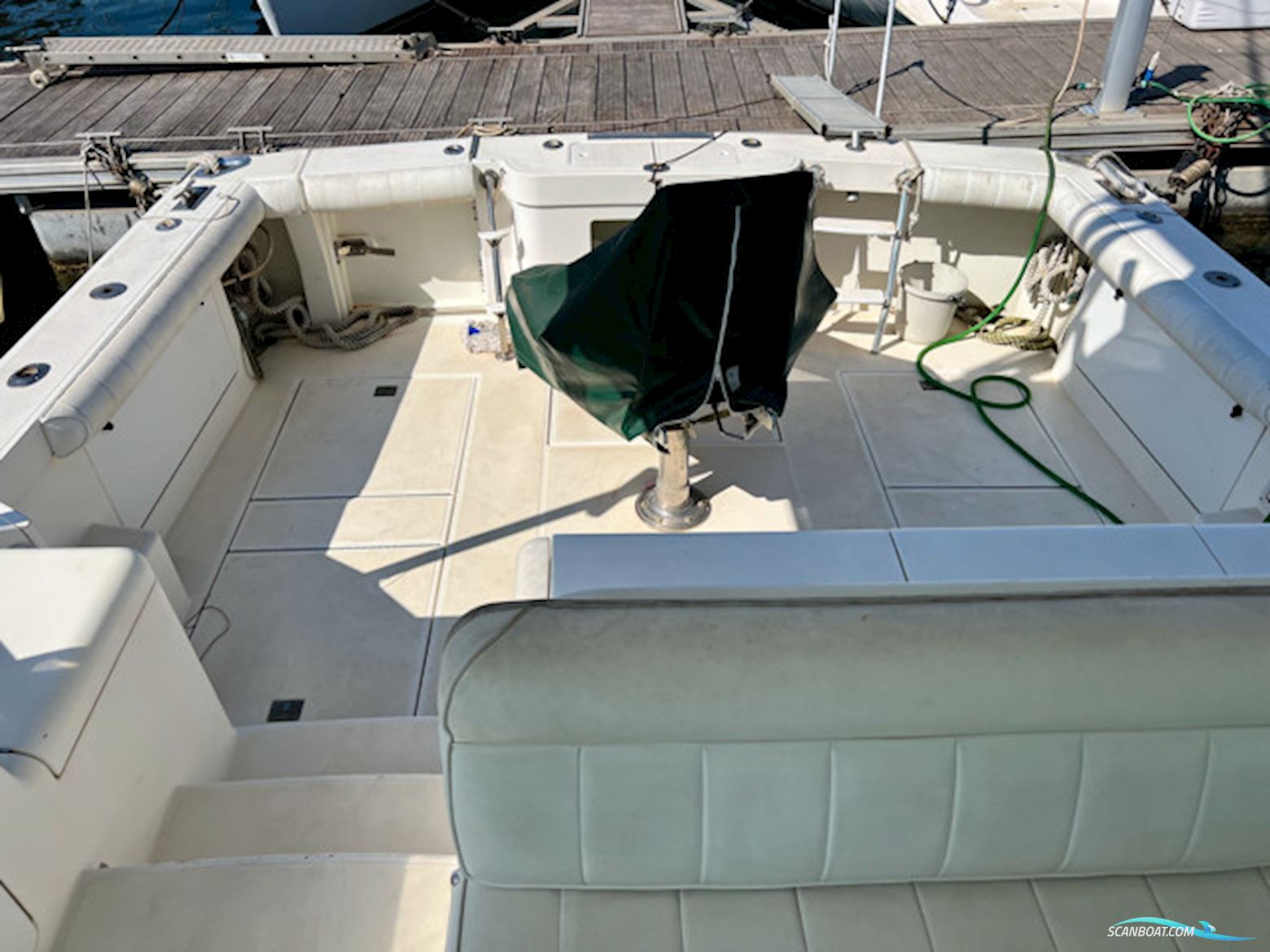 Cabo Yatchs 45 Express