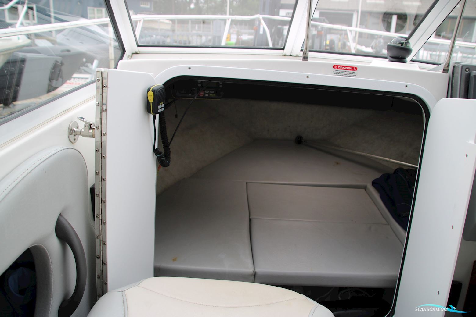 Campion 542 Explorer