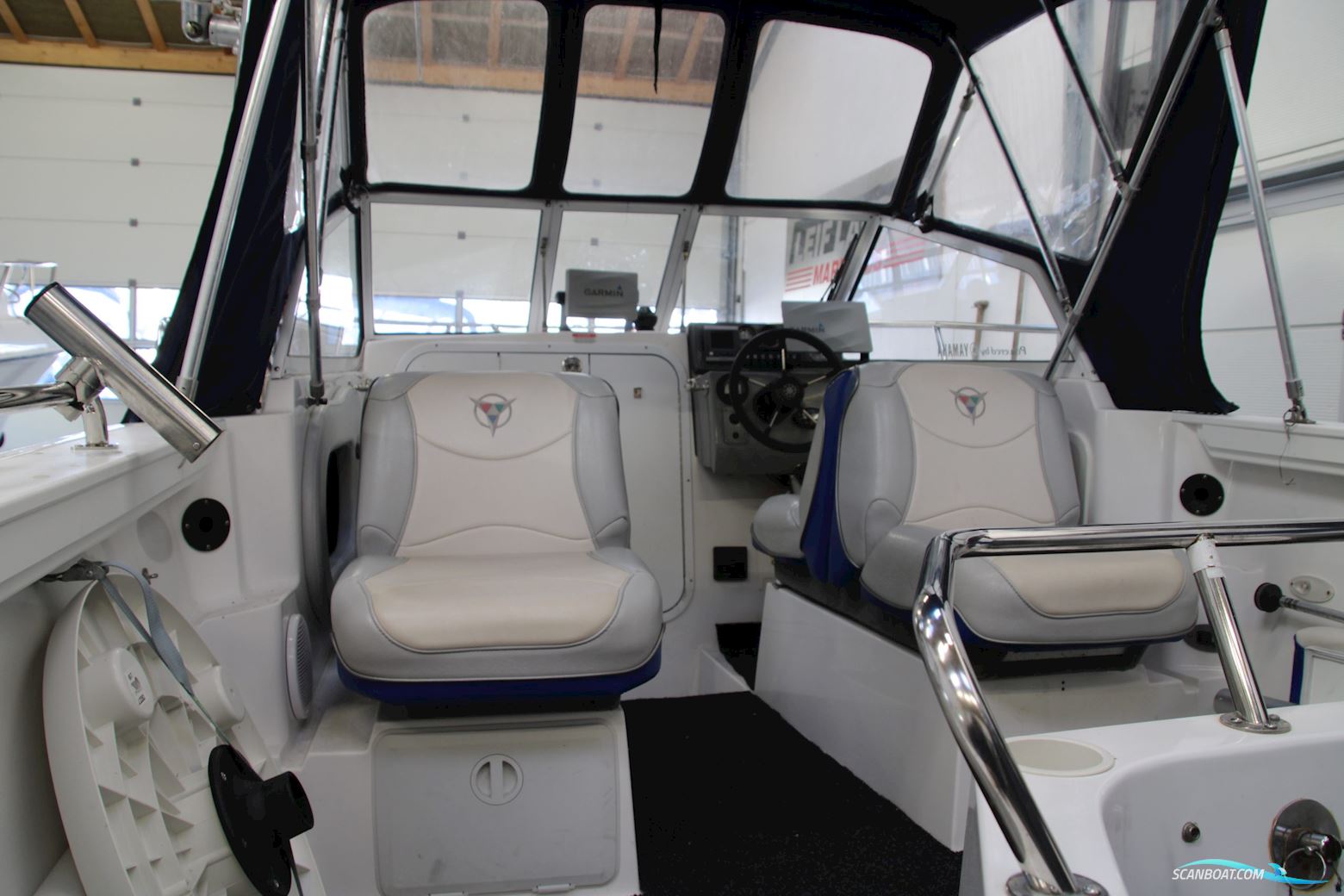 Campion 542 Explorer