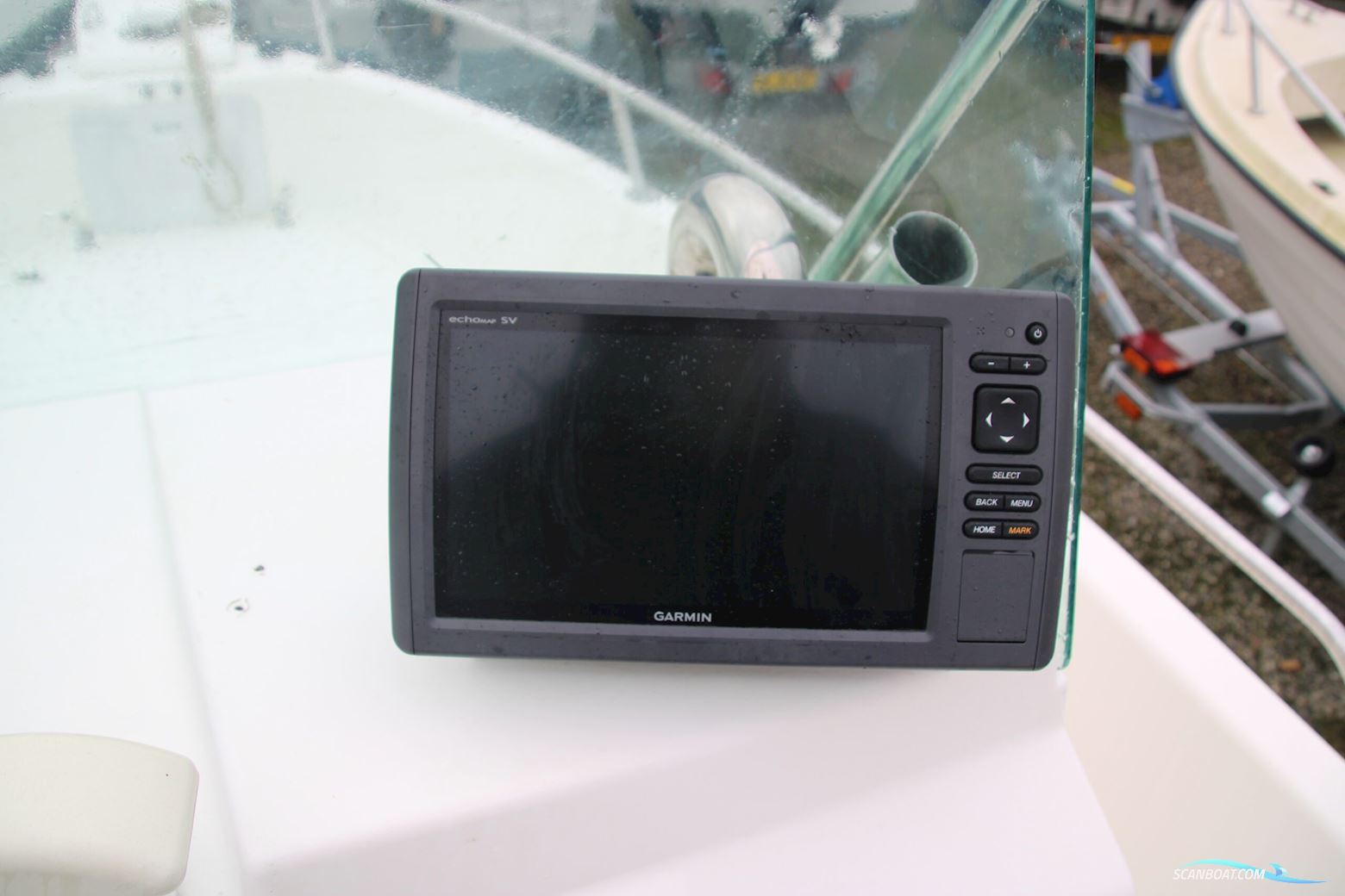 Campion 582 Explorer