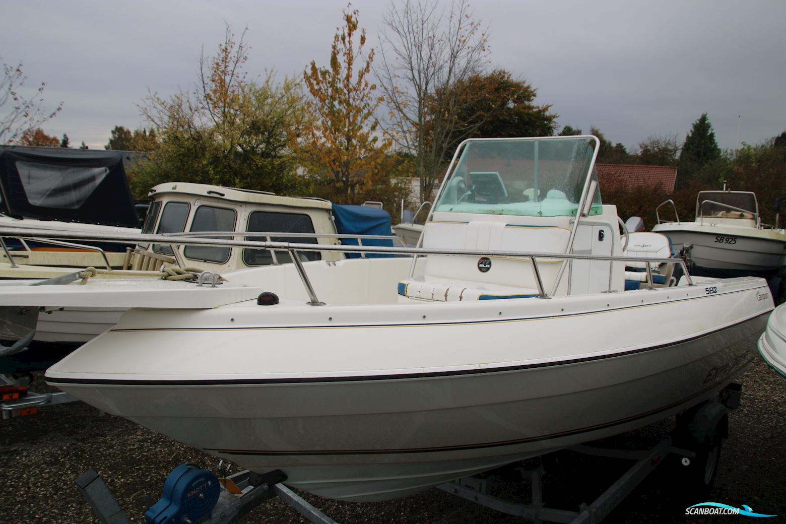 Campion 582 Explorer