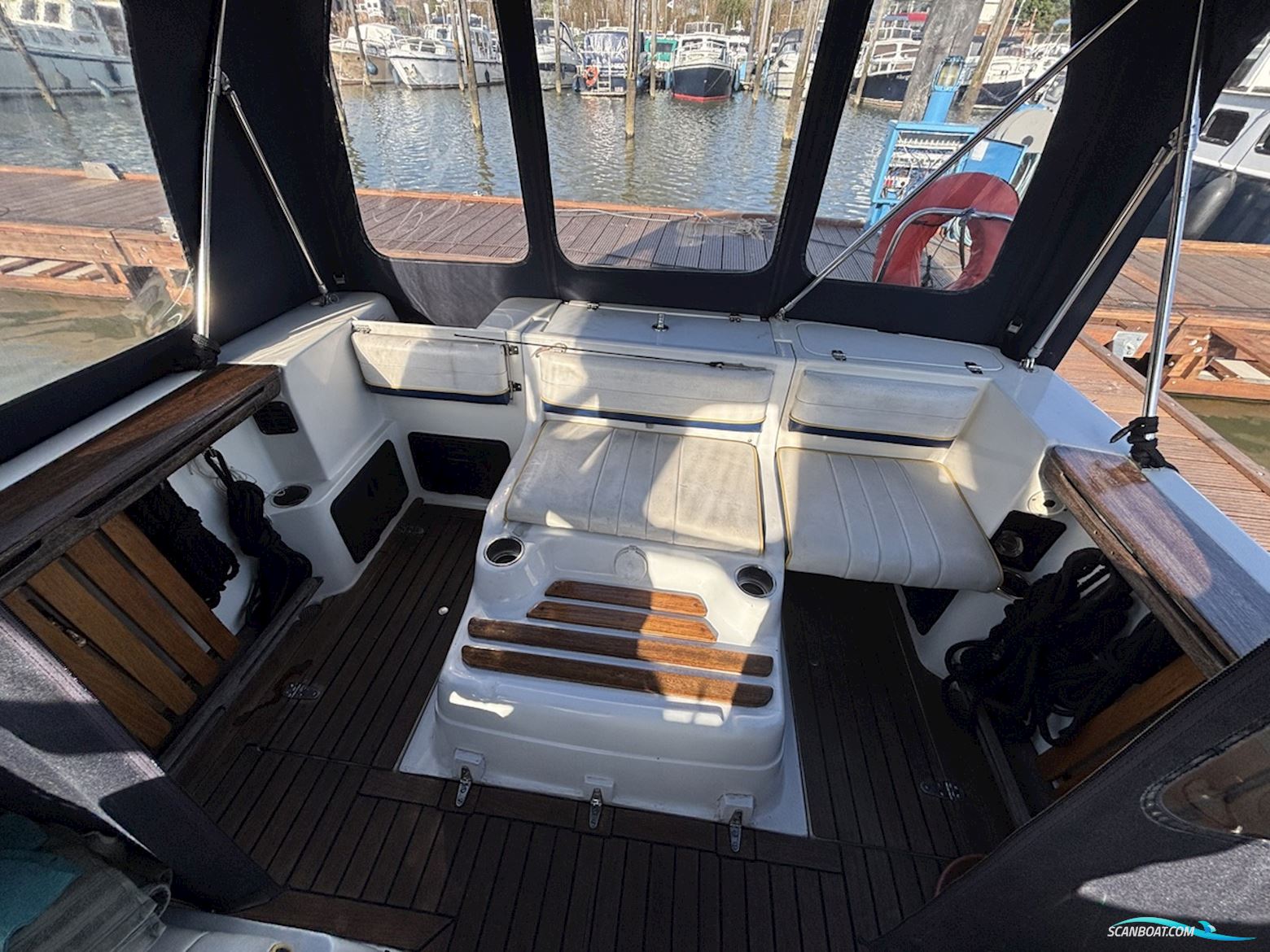 Campion 672 Explorer