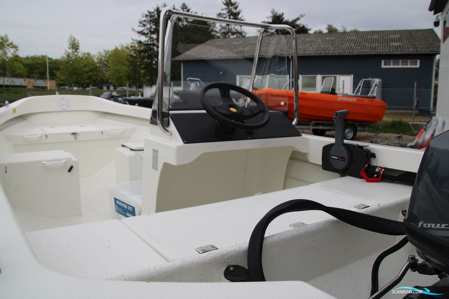 Campion 682 i SC Explorer