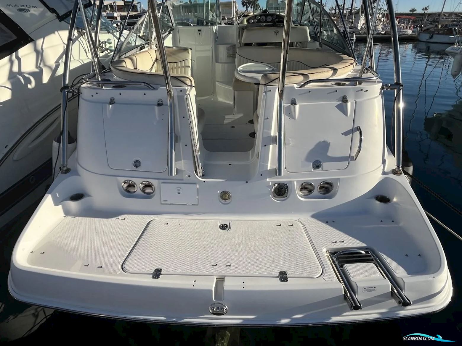 Campion Allante 825 Mid Cabin