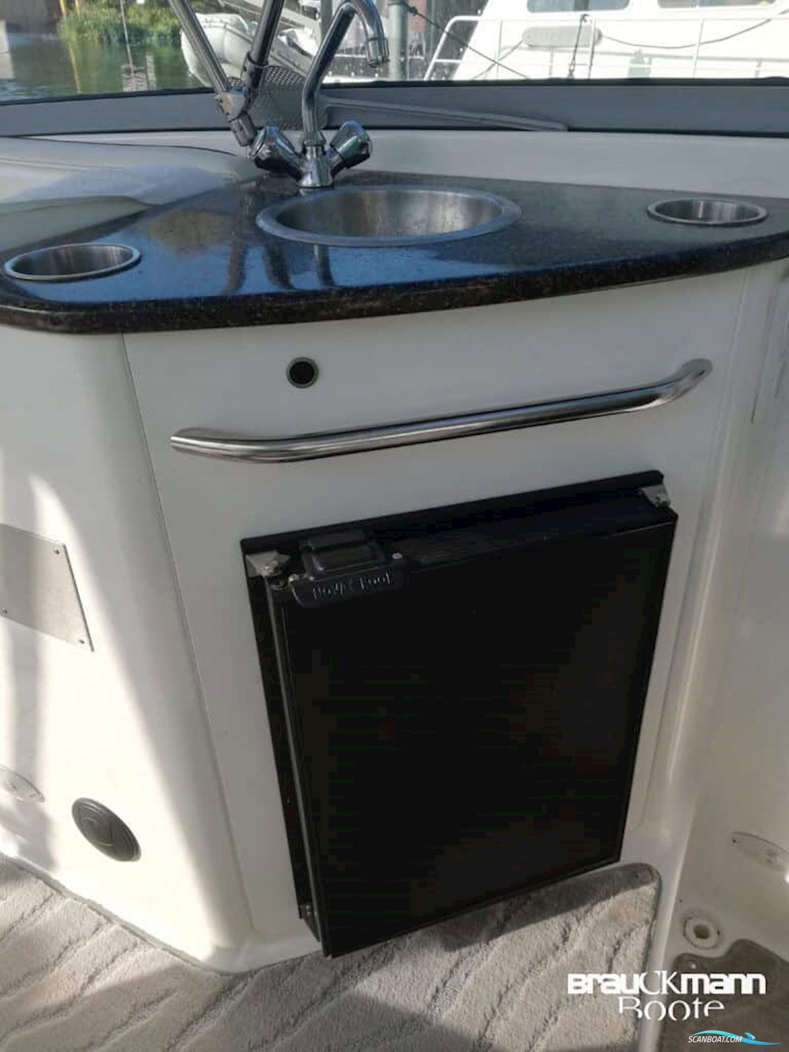 Campion Allante 825i