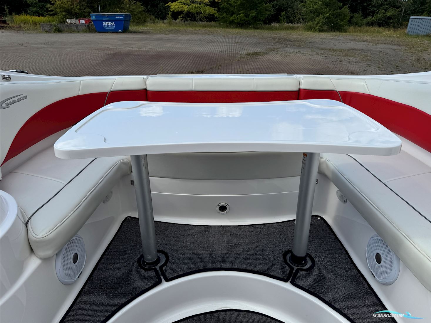 Campion Chase Performance 700