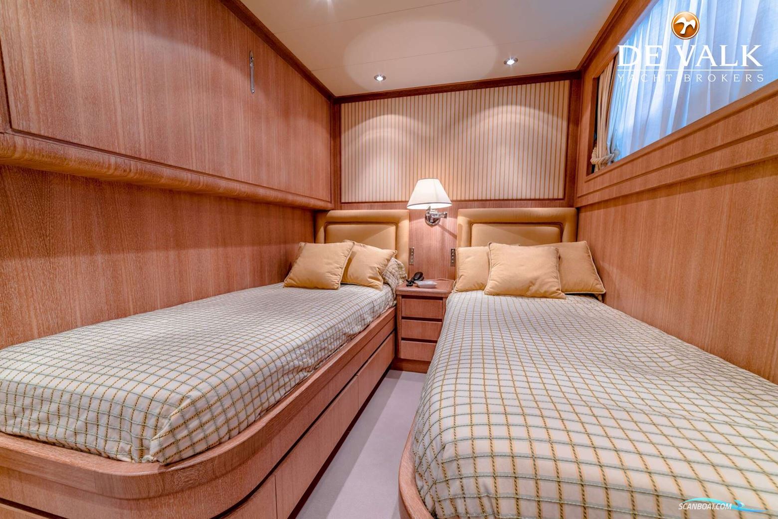 Cantieri Di Pisa Akhir 85