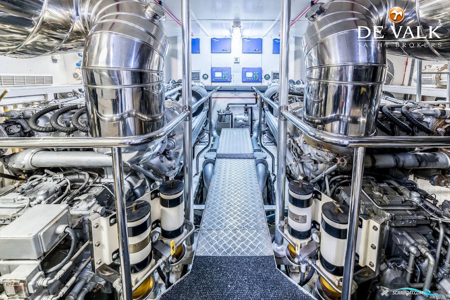 Cantieri Di Pisa Akhir 85