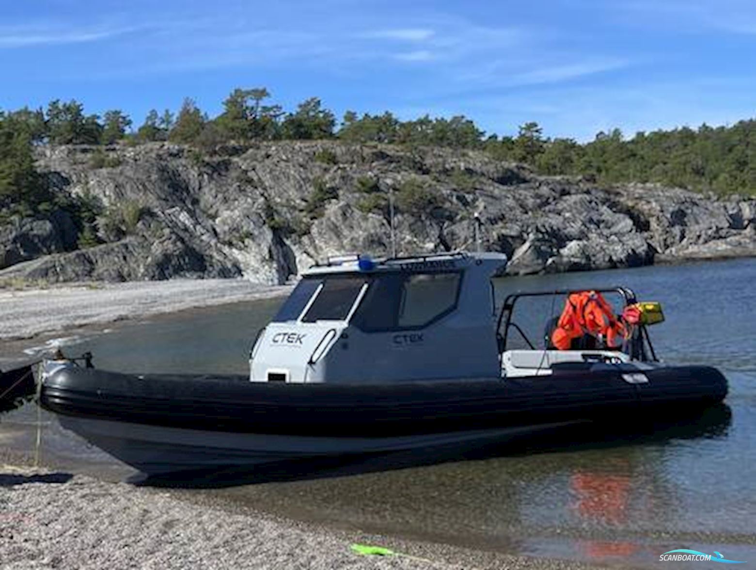 Caperib Infanta 900 HD Cabin Offshore Rib