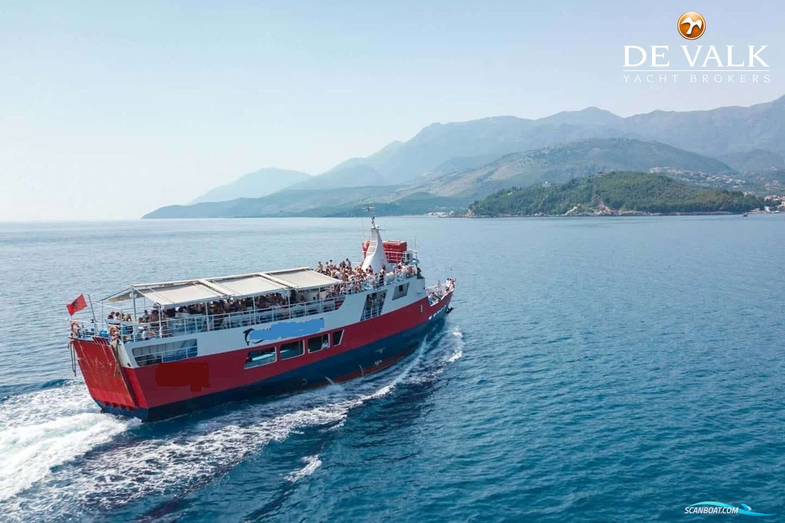 CAR/PASSENGERS FERRY 40