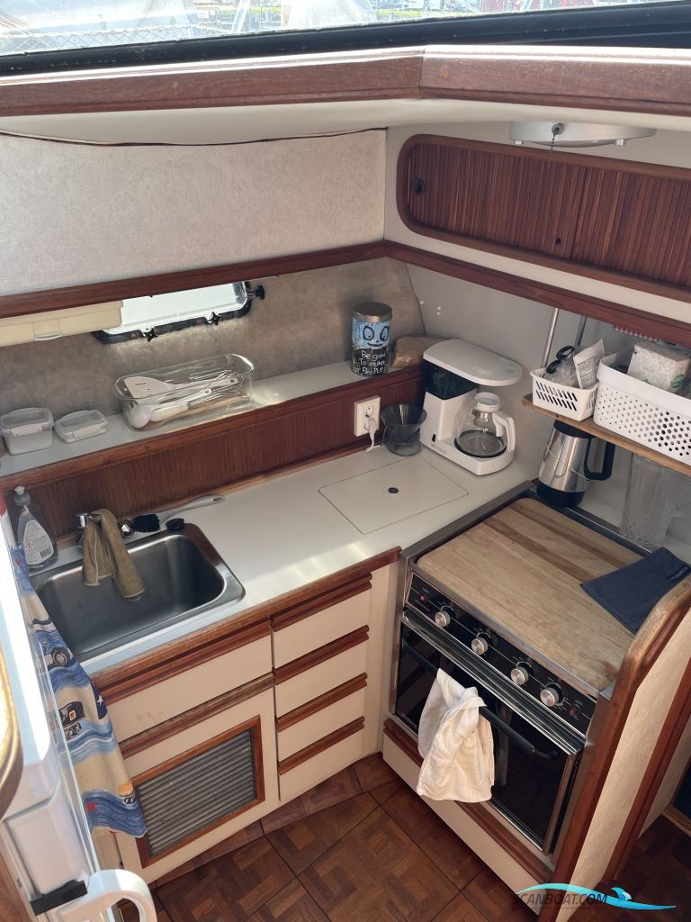 Carver 3207 Aft Cabin