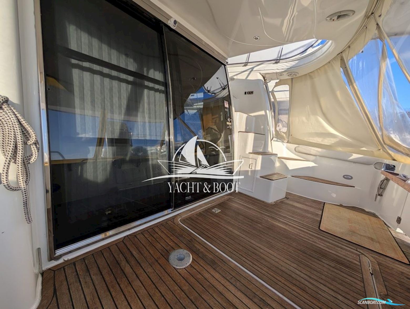 Carver 450 Voyager Pilothouse