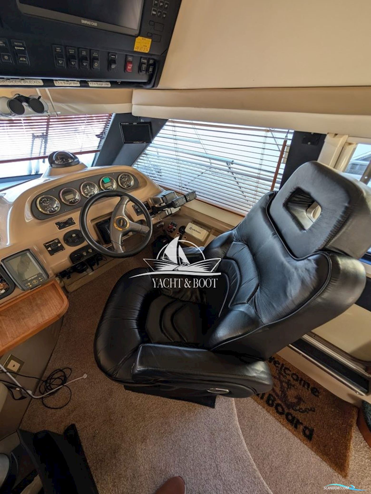 Carver 450 Voyager Pilothouse