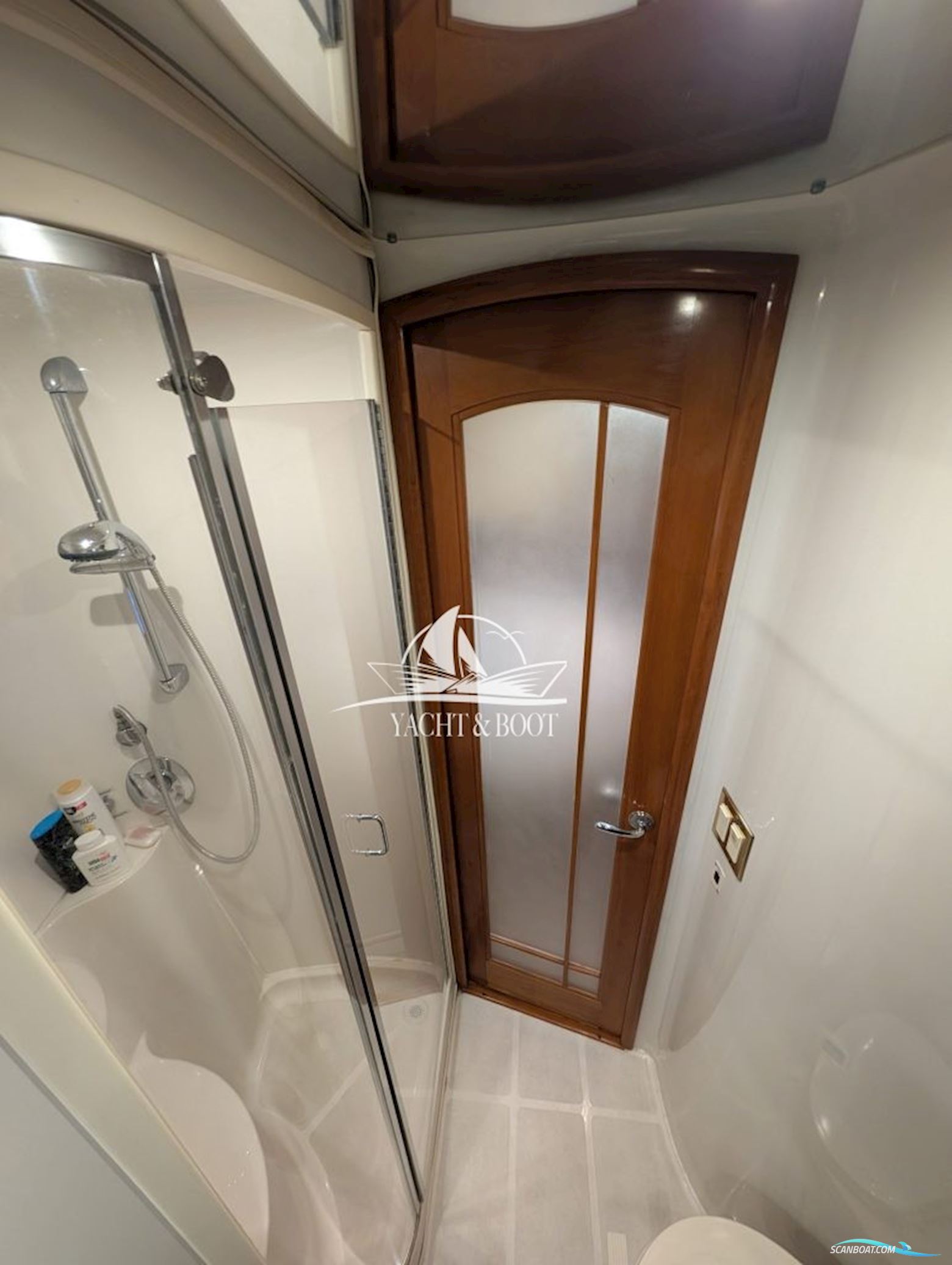 Carver 450 Voyager Pilothouse