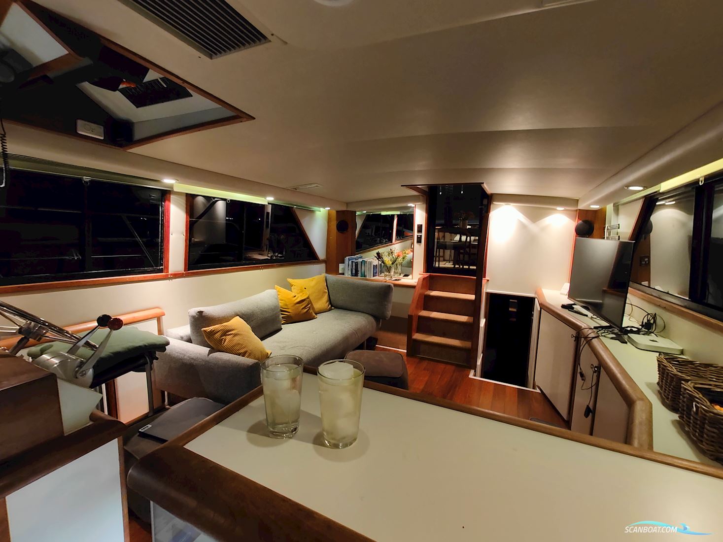 Carver 4507 Califonian