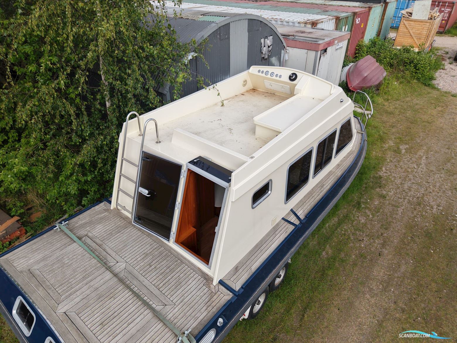 Casco 11.00 OK Flybridge