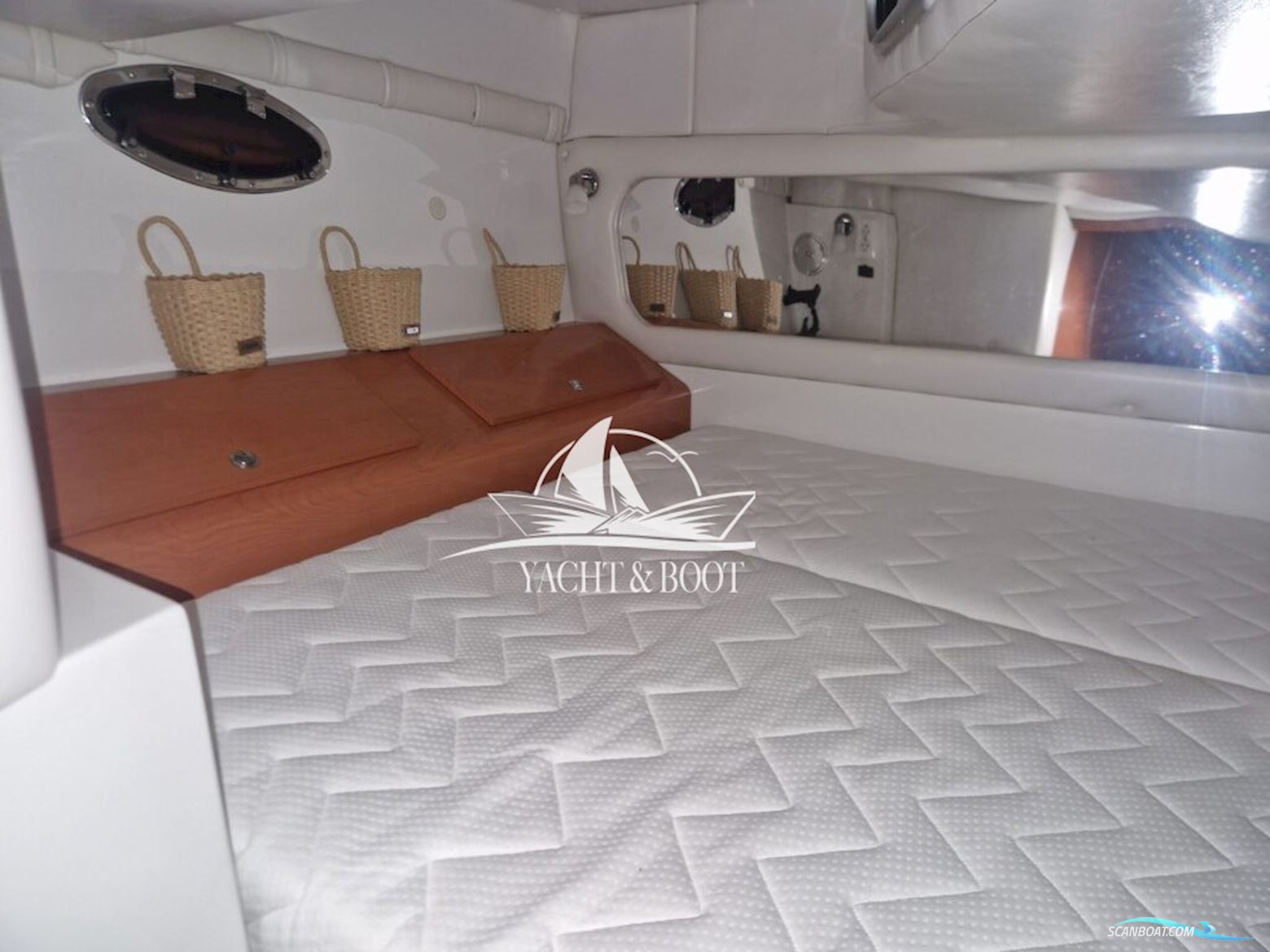 Celebrity Boats 280 EC