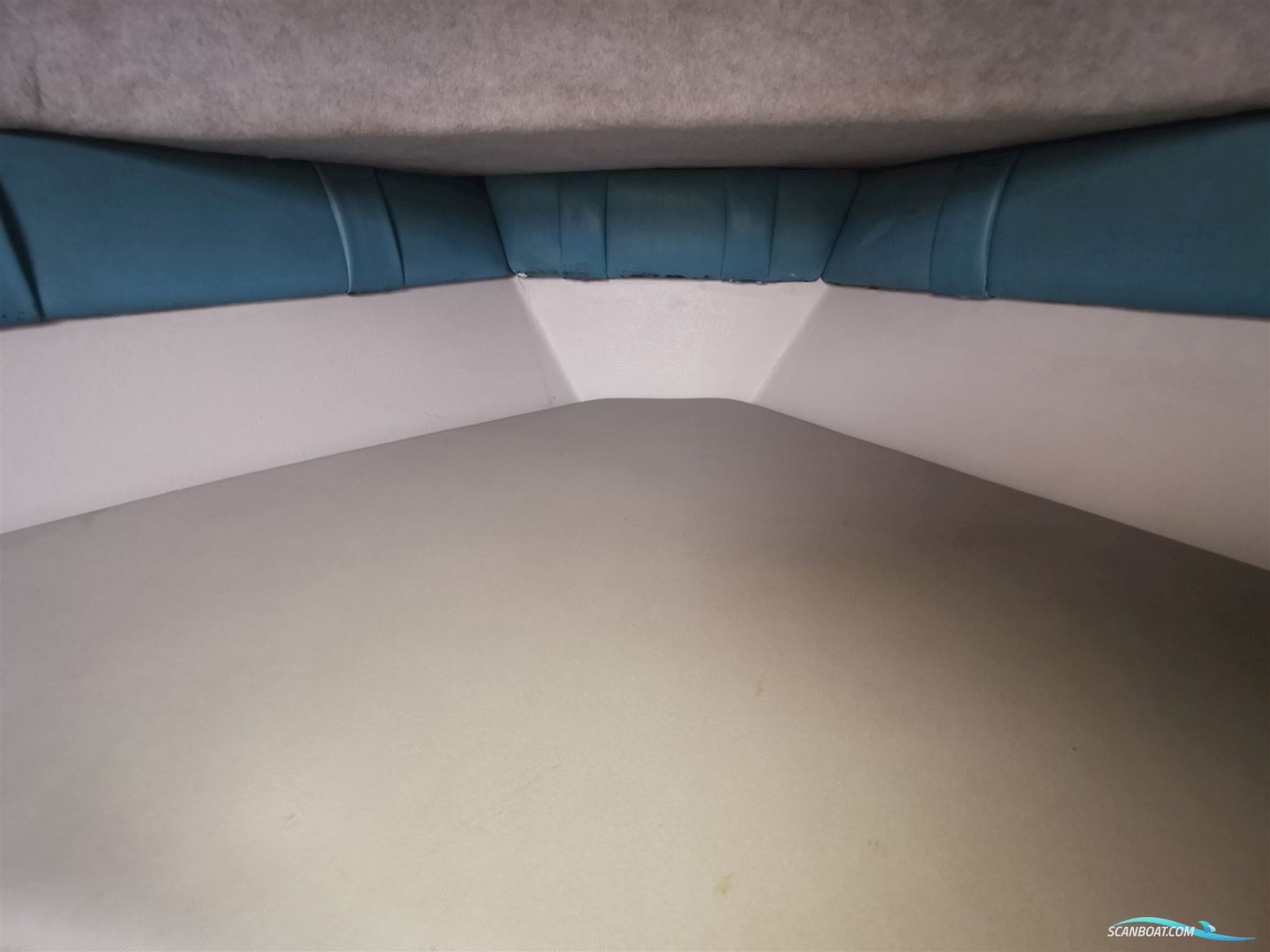 Celebrity Boats Celebrity 2300 Fish Hawk