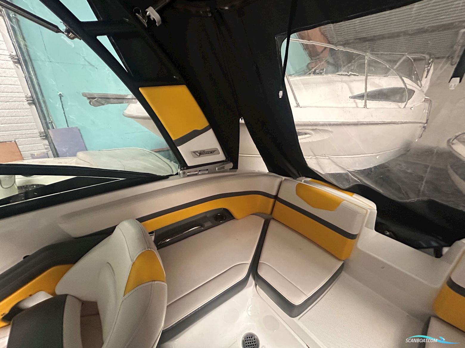 Chaparral 203 Vortex (VRX)