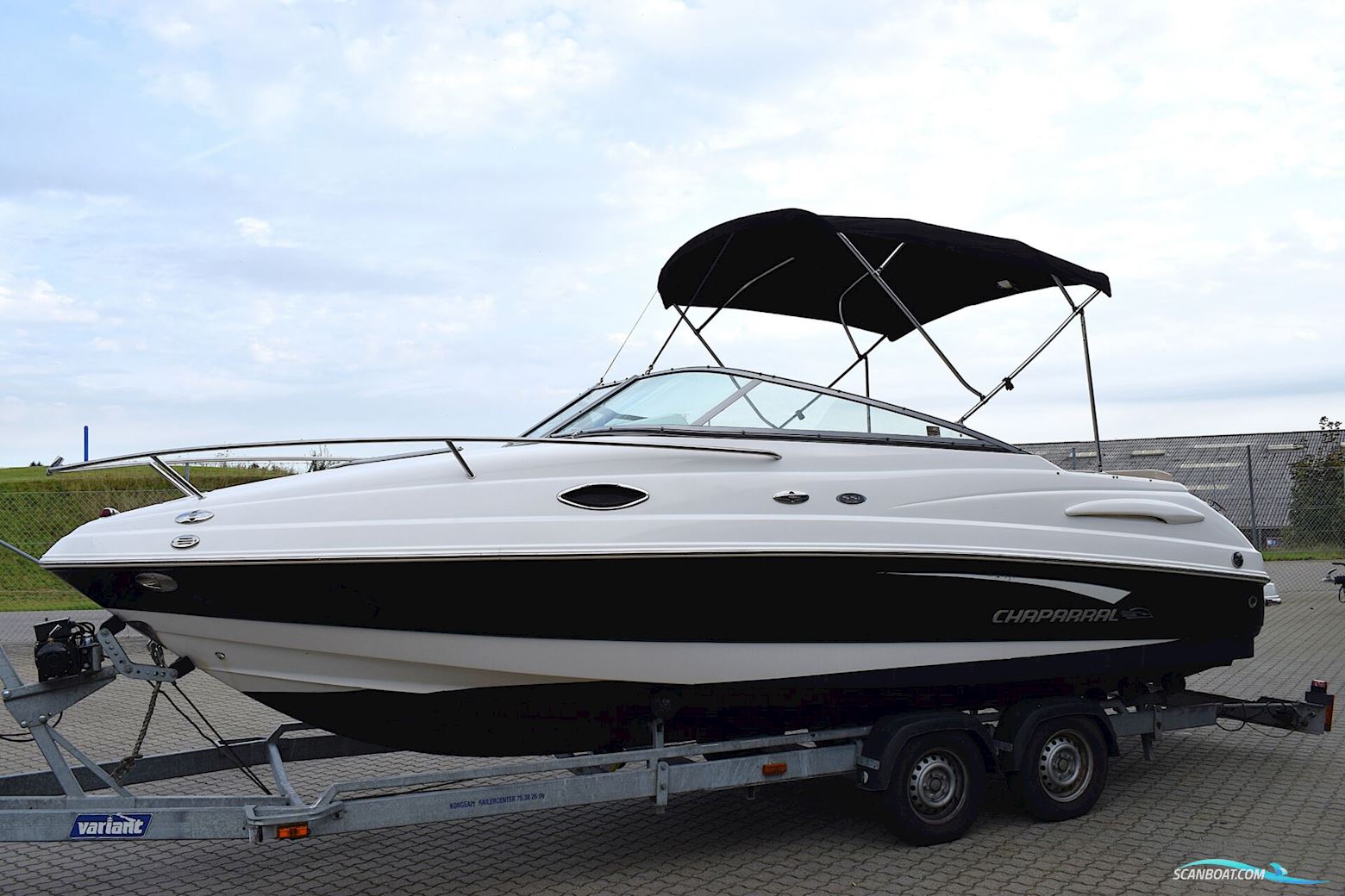 Chaparral 215 Ssi m/ Mercruiser 5,0 Mpi –