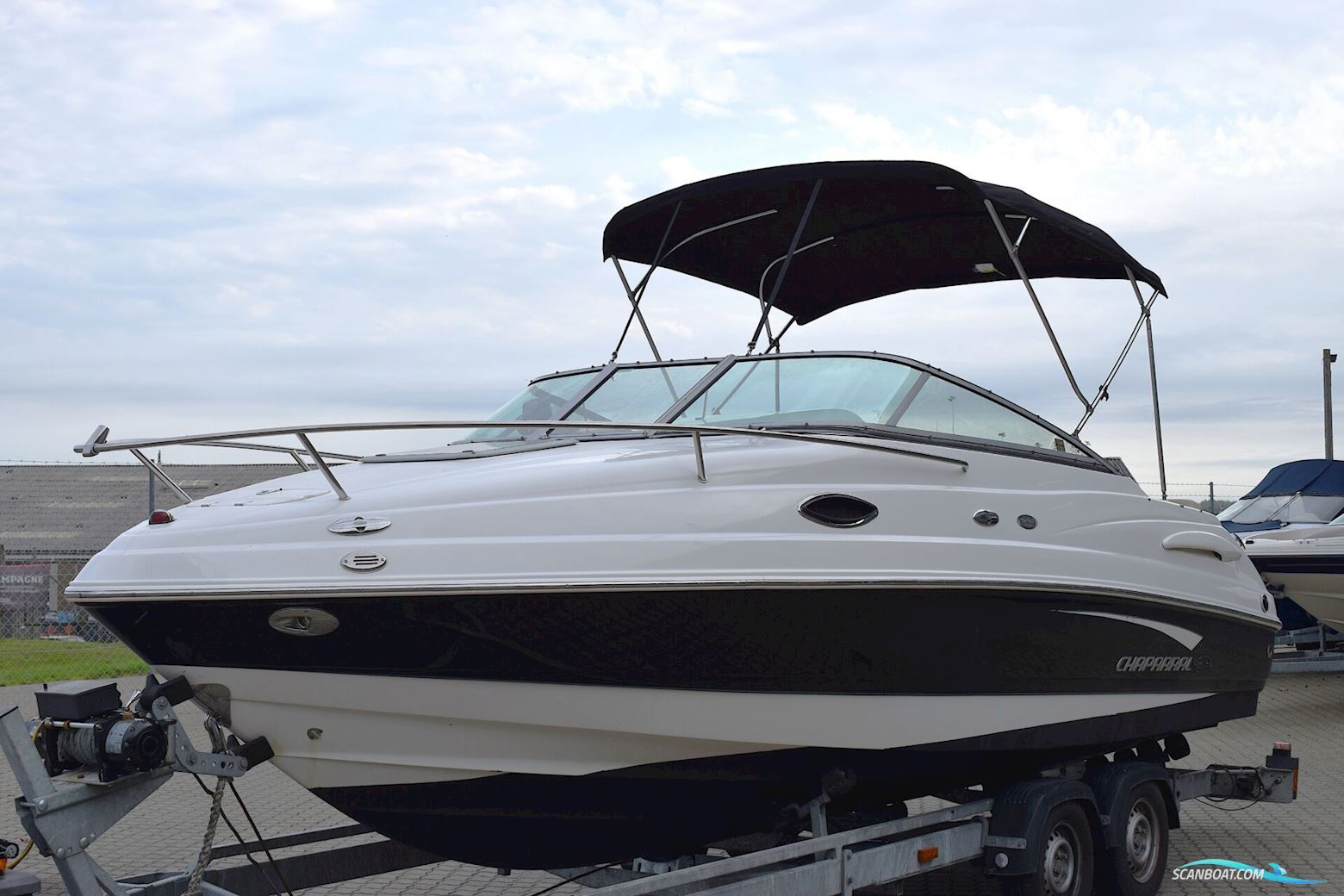 Chaparral 215 Ssi m/ Mercruiser 5,0 Mpi –