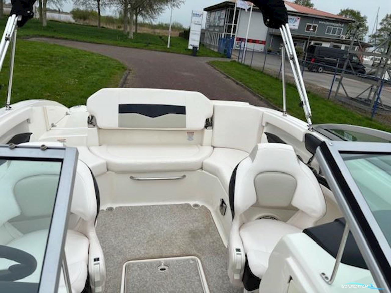 Chaparral 226 SSI WT Sportboot