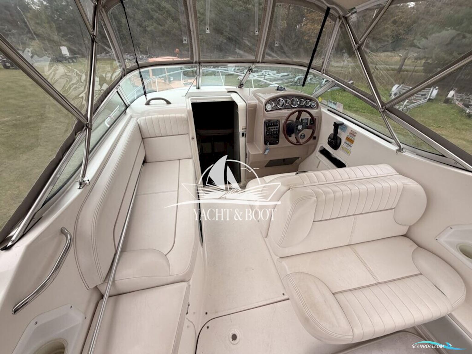 Chaparral 240 Signatur