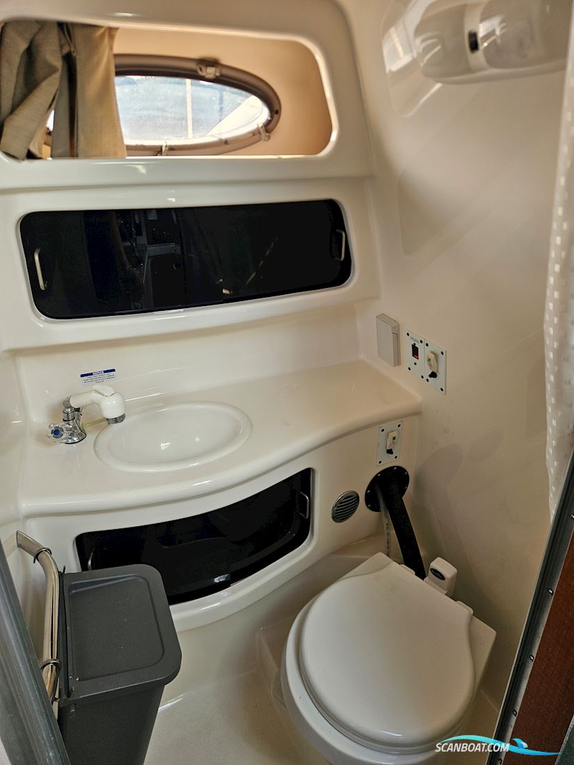 Chaparral 260 Signature