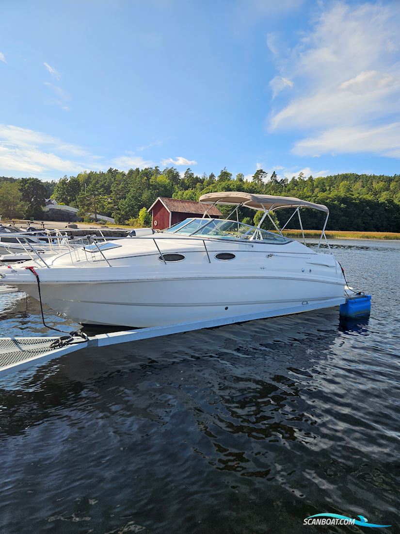 Chaparral 260 Signature