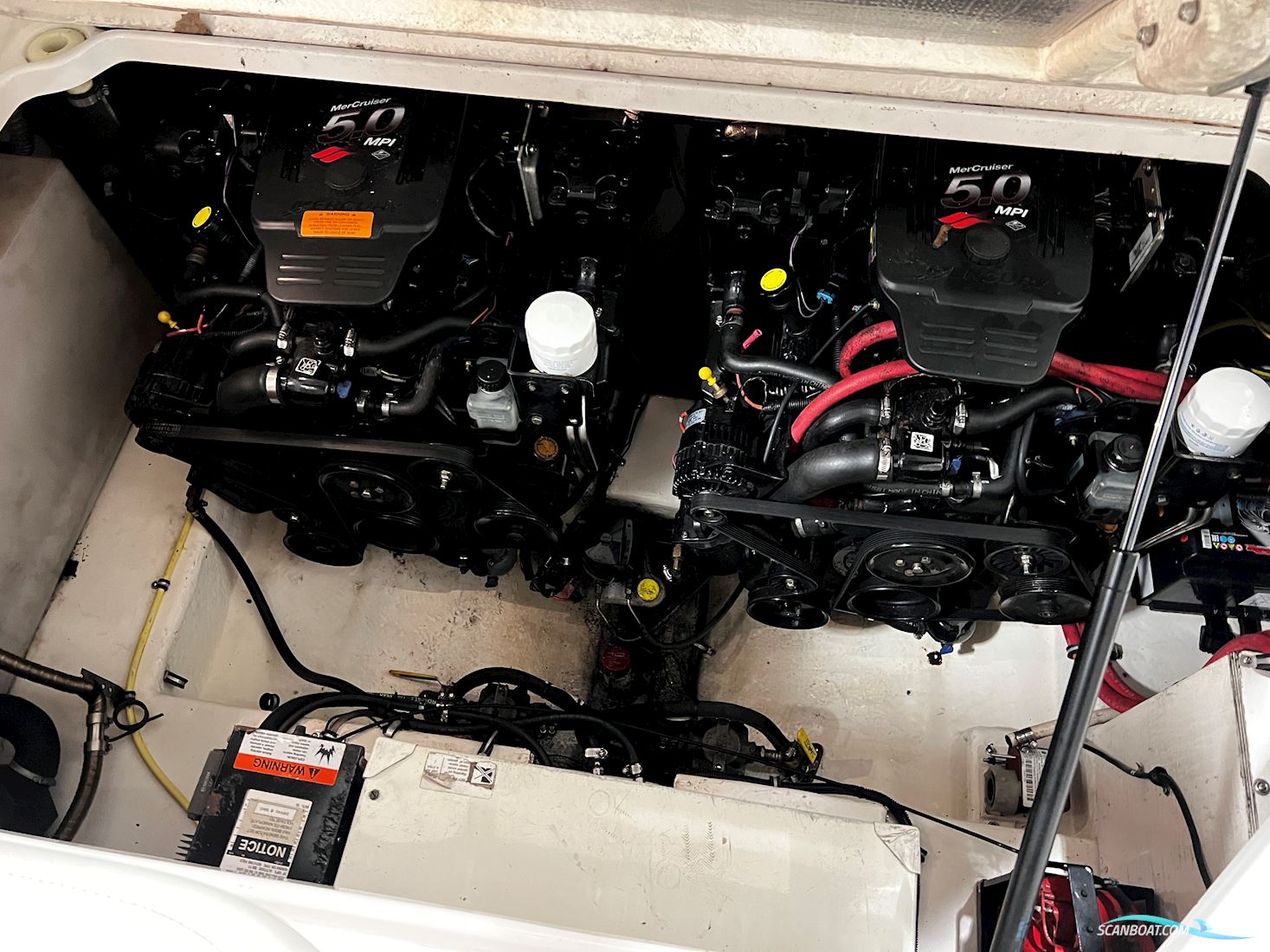 Chaparral 270 Signature