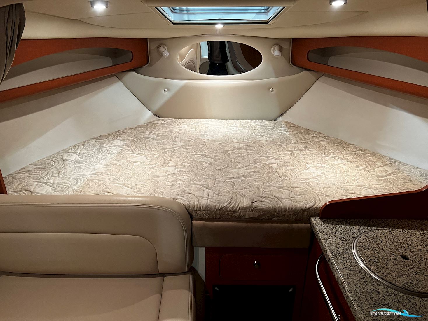 Chaparral 270 Signature