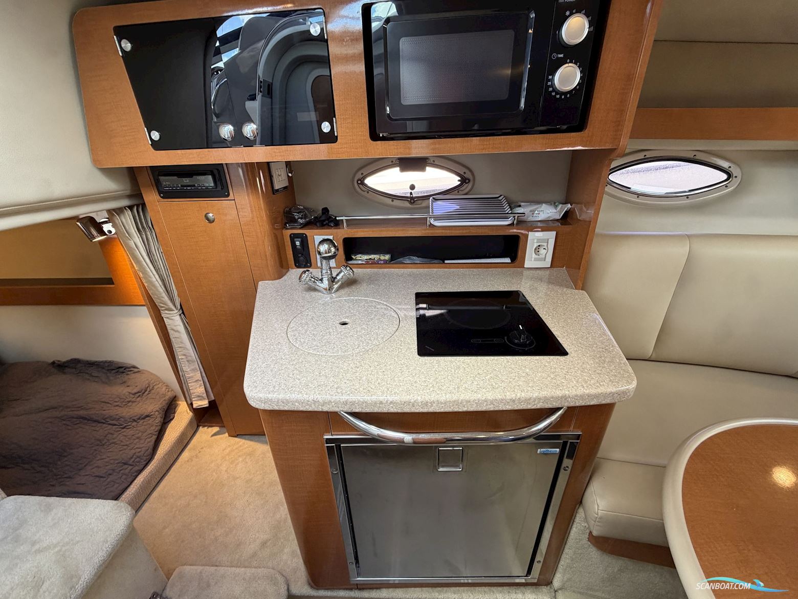 Chaparral 270 Signature