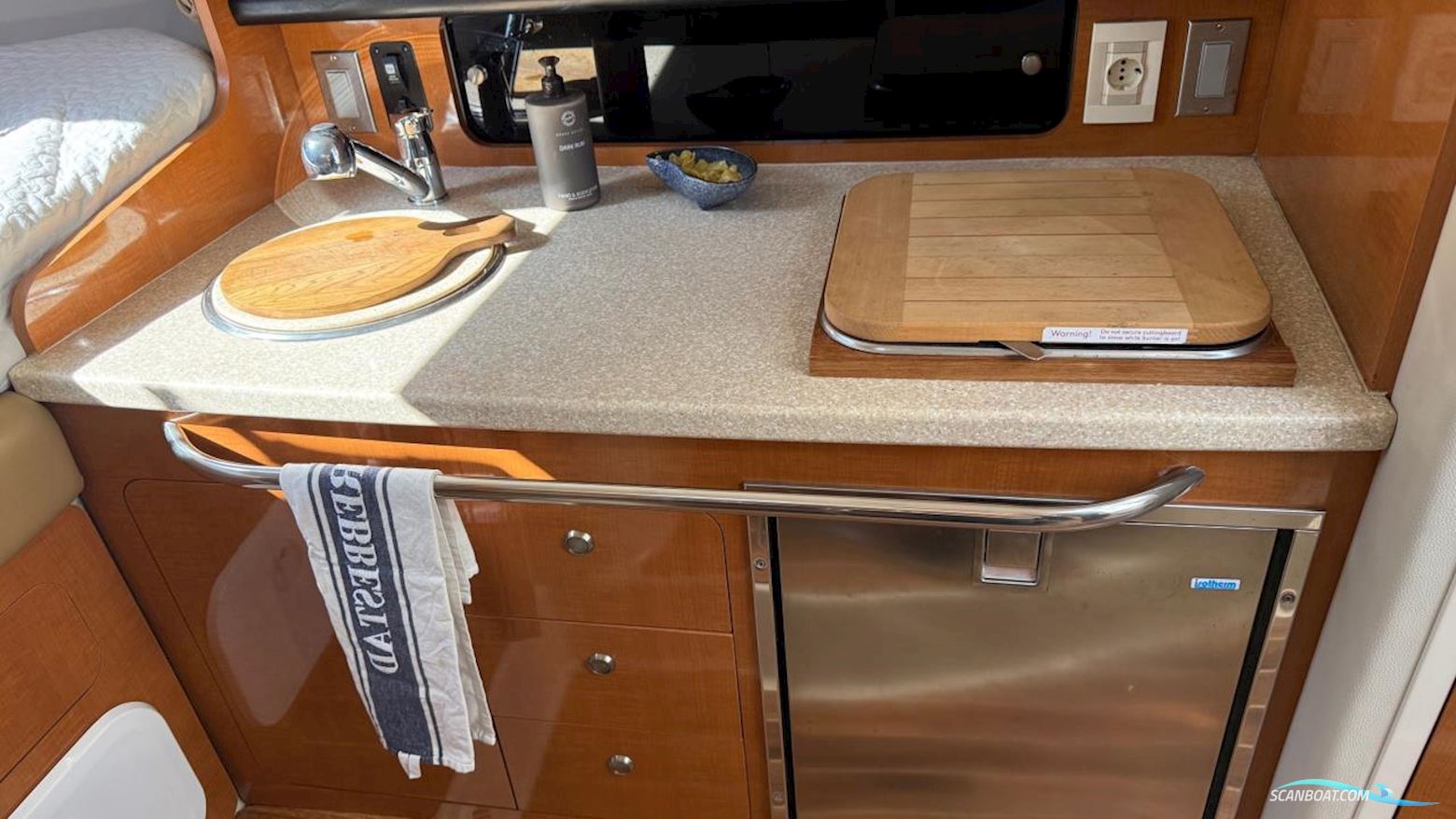 Chaparral 280 Signature
