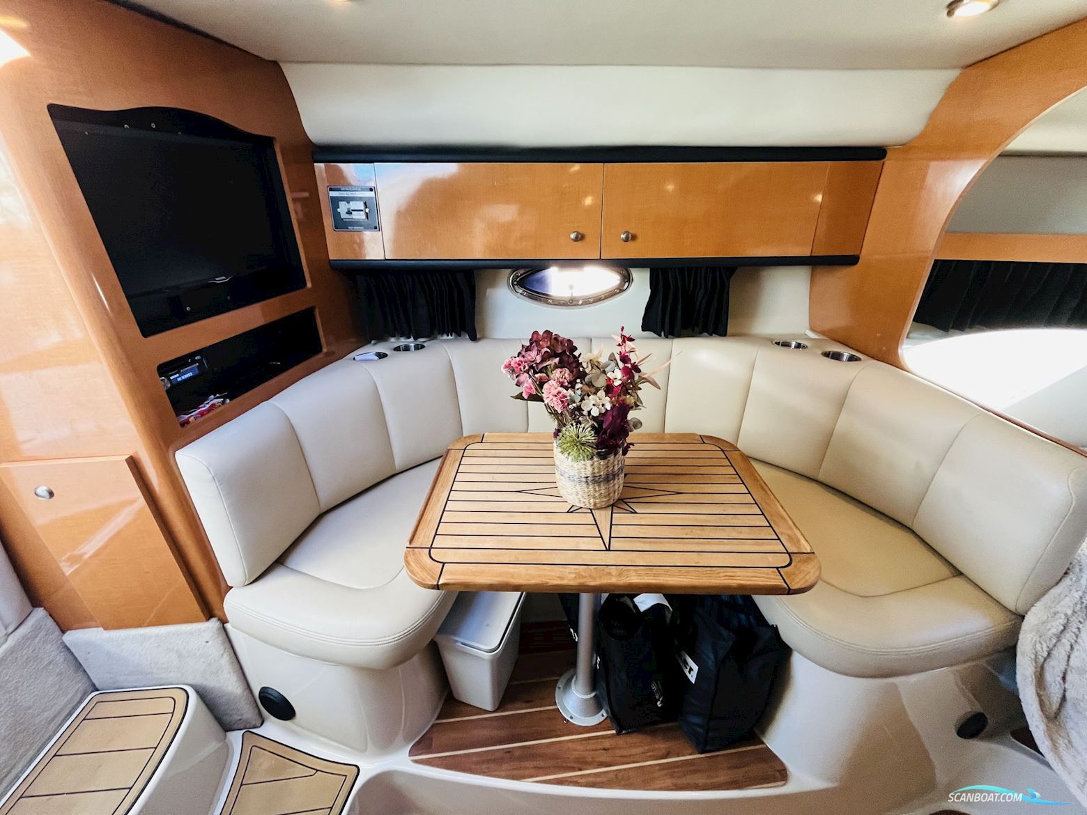 Chaparral 290 Signature