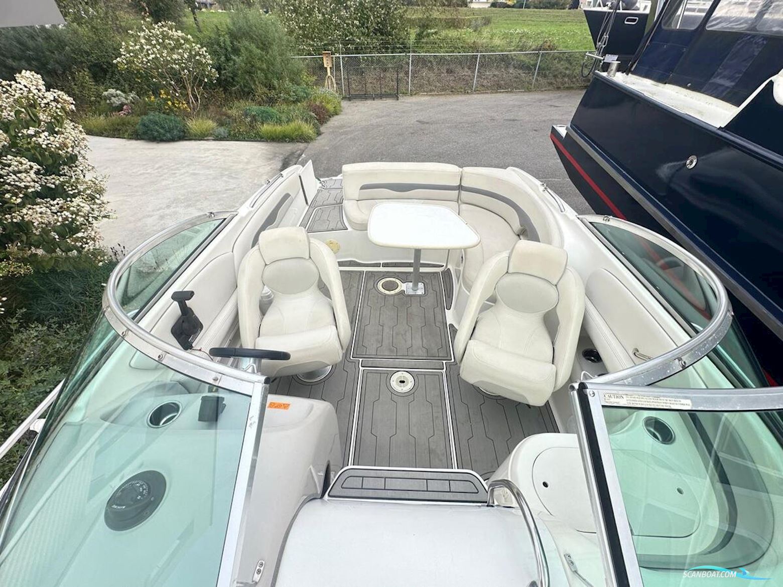 Chaparral 325 Ssi